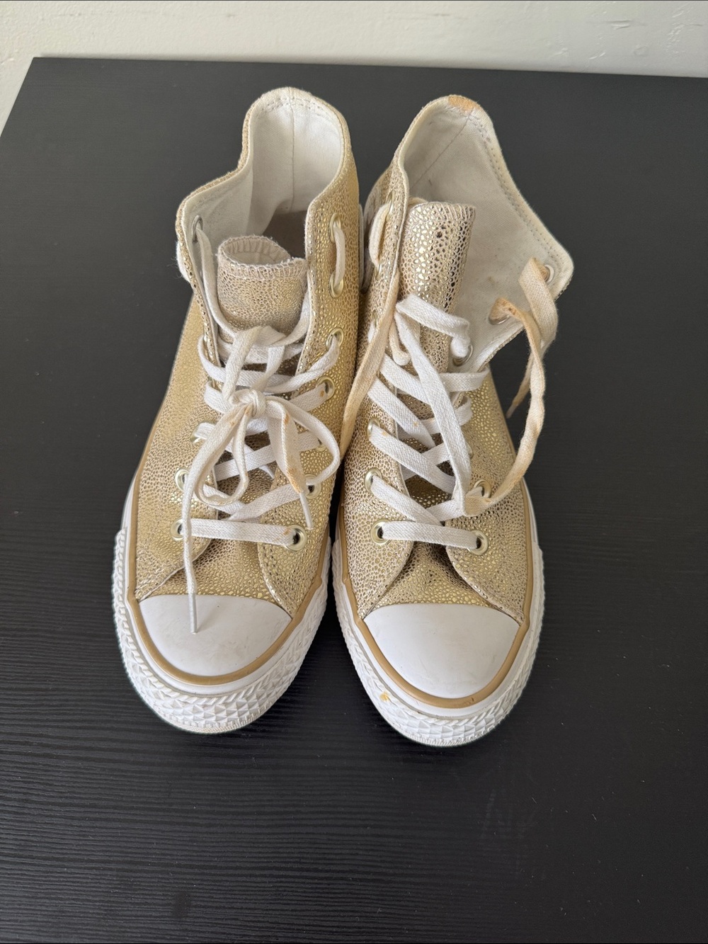 Converse Chuck Taylor All Star Gold Shimmer High Top Sneakers Women’s Size 7